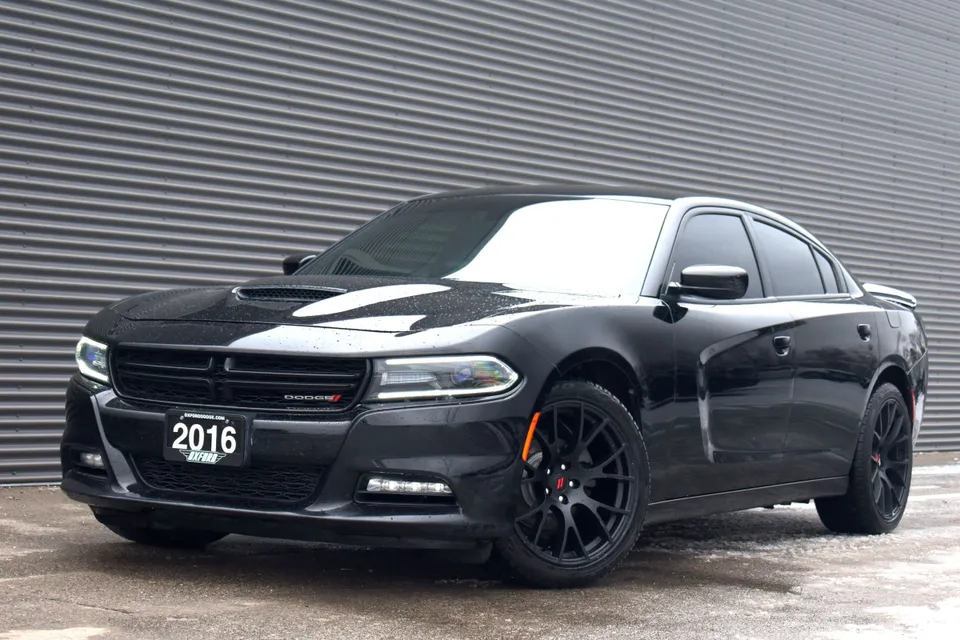 2016 Dodge Charger SXT Handsome Exterior, Roomy, Powerful, Sl...