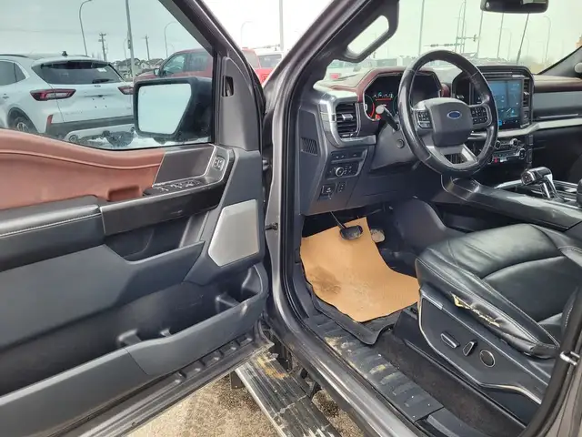 2021 Ford F-150 LARIAT | PANO SUNROOF | LOADED | DIESEL dans Autos et camions dans Comté de Strathcona - Image 10