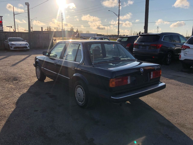 1987 BMW 325i 325e**RUST FREE UNDERBODY**RUNS&DRIVES GREAT* in Cars & Trucks in London - Image 3