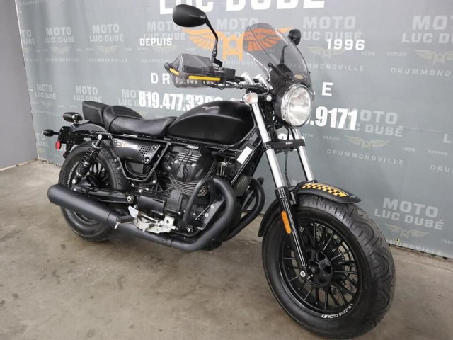 2017 Moto Guzzi V9 Bobber ABS in Street, Cruisers & Choppers in Drummondville - Image 2