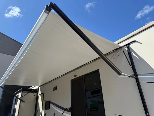 2019 Forest River Sandpiper 404QBWD  in Park Models in St. Albert - Image 11
