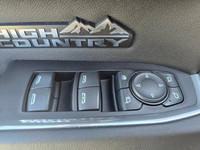 2022 Chevrolet Silverado 1500 4WD Crew Cab High Country with the 6.2L V8 and only 67,092kms. Clean h... (image 9)