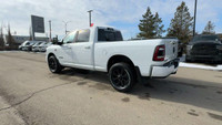 This 2024 RAM 2500 BIG HORN CREW CAB 4X2 has the following options Premium Cloth Bucket Seats, Remot... (image 1)