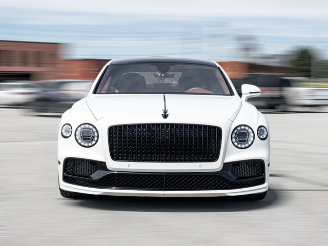 2022 Bentley Flying Spur V8|IMMACULATE CONDITION|RED INT|STRAIGH in Cars & Trucks in City of Toronto - Image 2