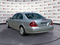 Thanks for viewing our House Of Cars Chinook Inventory! AMVIC licensed dealer! The 2004 Mercedes-Ben... (image 3)
