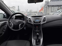 2016 Hyundai Elantra se Limited. automatique avec groupe électrique toit ouvrant luimiere anti broui... (image 8)