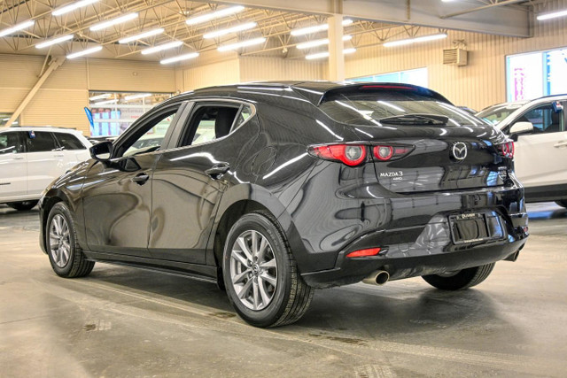 2022 Mazda Mazda3 Sport GS AWD i-ACTIV , caméra , sièges chauffa in Cars & Trucks in Sherbrooke - Image 4