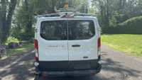 2016 FORD TRANSIT T-150 130" CARGO VAN 3.7L V6 353 000 KM AUTOMATIQUE BLANC INT NOIR EN TISSUE TOUTE... (image 3)