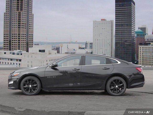 2022 Chevrolet Malibu LT in Cars & Trucks in Calgary - Image 3