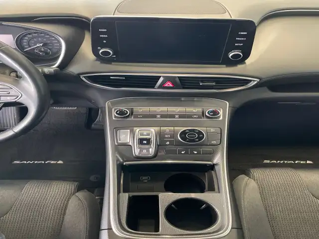 2021 Hyundai Santa Fe ESSENTIAL ADAPTIVE CRUISE | HEATED SEAT... in Cars & Trucks in Lethbridge - Image 13