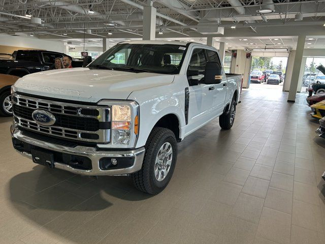 2023 Ford Super Duty F-350 SRW XLT FX4 Off Road Pkg 7.3 *6 Psg* in Cars & Trucks in Fort McMurray