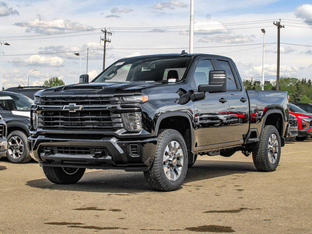 2025 Chevrolet Silverado 2500HD Custom in Cars & Trucks in Edmonton - Image 4