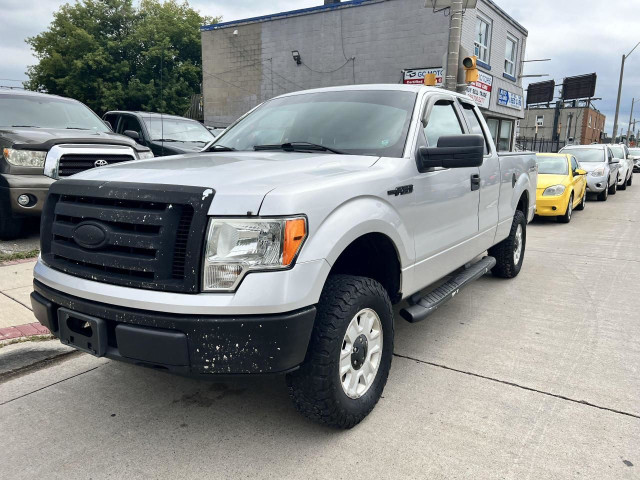  2011 Ford F-150 4WD SUPERCAB 145" XLT in Cars & Trucks in Hamilton - Image 2