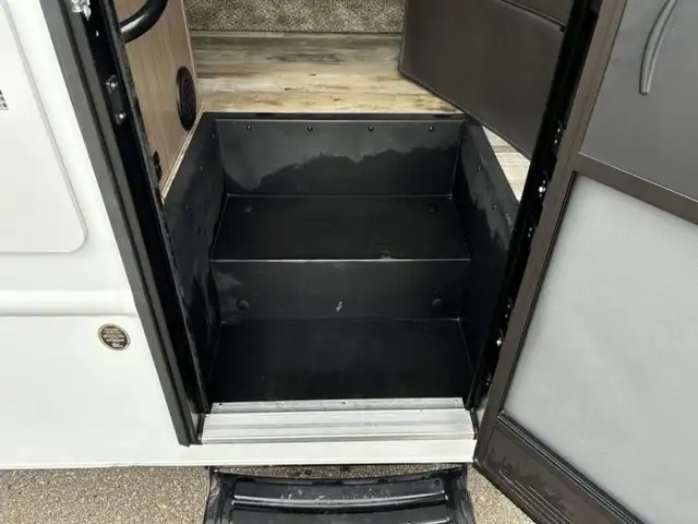 2023 Adventurer LP Class C Adventurer 24DS in RVs & Motorhomes in Edmonton - Image 13