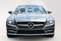 Rare SLK 350 Cabrio avec AMG Package*Intérieur Designo 2 Tones* Extérieur Gris. Très Bas kilométrage... (image 1)