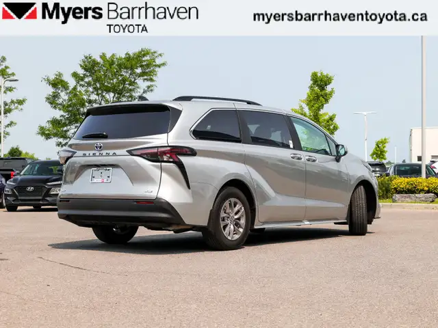 2025 Toyota Sienna XLE 8-Passenger - Certified in Cars & Trucks in Ottawa - Image 4