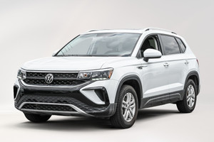 2022 Volkswagen Taos Comfortline | Toit pano | Apple Carplay | 4motion