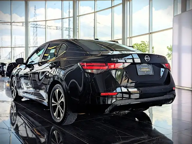 2020 Nissan Sentra SV in Cars & Trucks in City of Montréal - Image 8