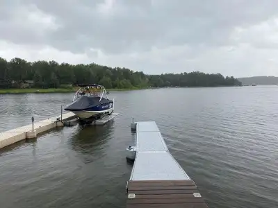 Features: 10' Ramp With Hardware (5) 5'x10' Grey Polydock (4) 5' Matching Dock Connectors (6) Cleats...