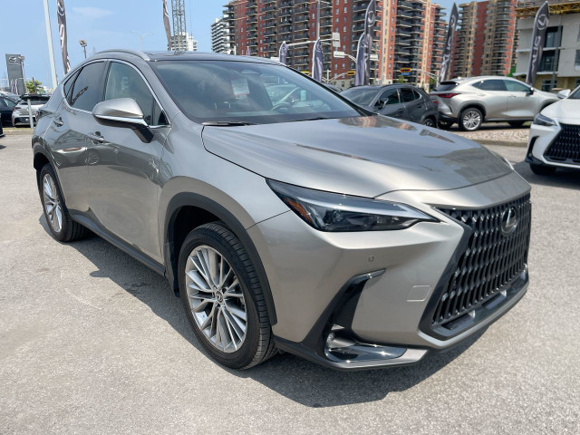 2025 Lexus NX NX 350 / Luxe / Camera / Bluetooth / Cuir Bien Équ in Cars & Trucks in Laval / North Shore - Image 3