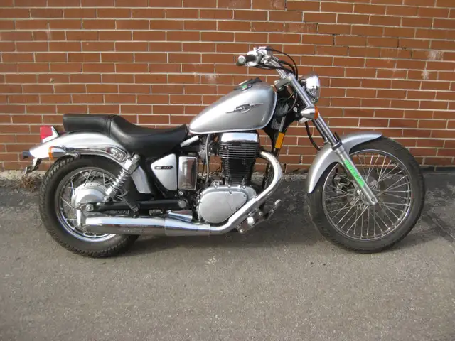 2008 Boulevard S40 Suzuki in Street, Cruisers & Choppers in City of Toronto - Image 2