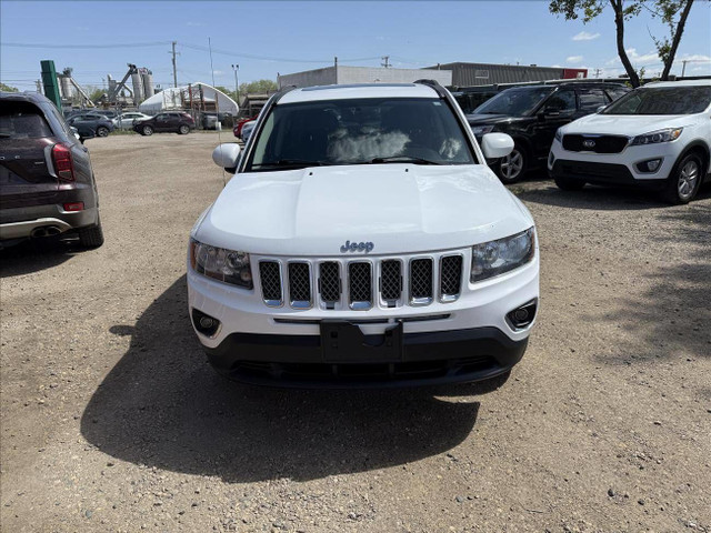 2017 Jeep Compass Sport 4WD in Cars & Trucks in Saskatoon - Image 2