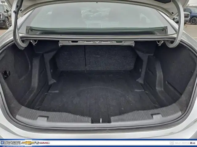 2017 Chevrolet Cruze in Cars & Trucks in Calgary - Image 9