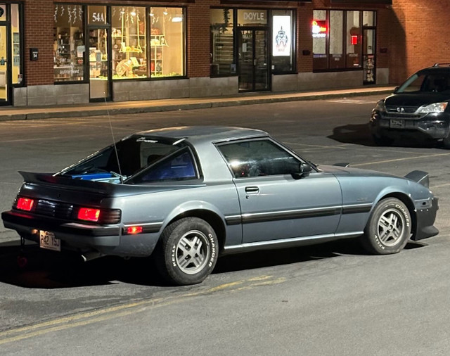 1985 Mazda RX-7 in Cars & Trucks in City of Montréal - Image 2