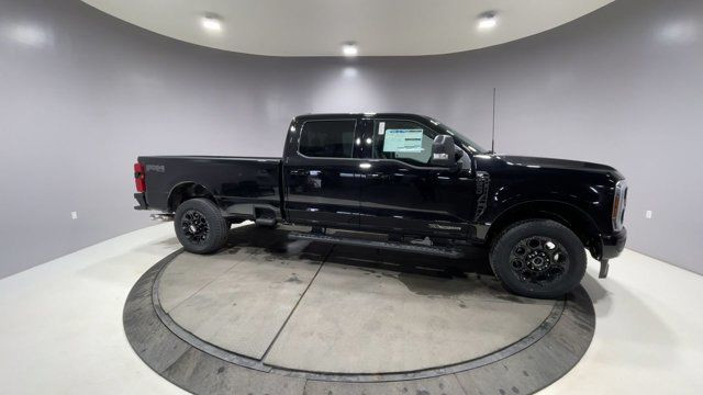 2025 Ford Super Duty F-250 SRW XLT in Cars & Trucks in Strathcona County - Image 4