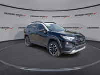 Sunroof, Power Driver's Seat, Leather Seats, Lane Departure, Hitch Receiver, Heated Steering Wheel,... (image 1)