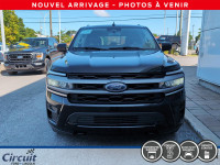 Le Ford Expedition XLT 2022 offre un habitacle spacieux et confortable pouvant accueillir jusqu'à 7... (image 1)