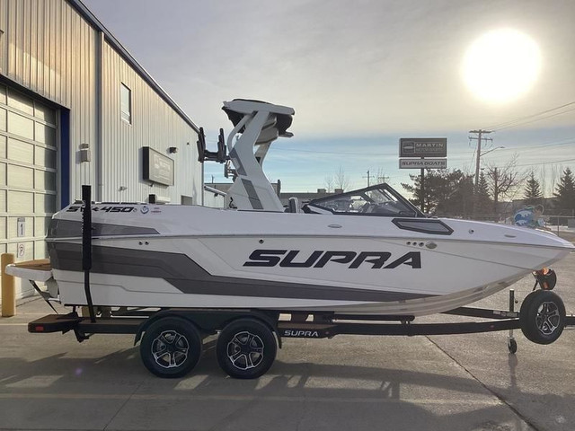 2024 Supra SV 450 in Powerboats & Motorboats in Saskatoon - Image 3