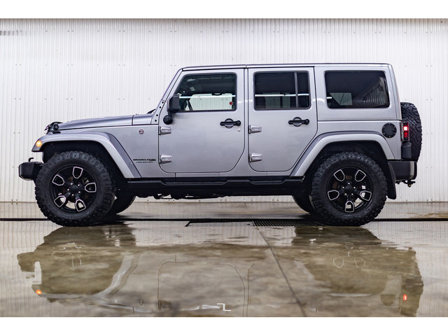 2018 Jeep Wrangler JK Unlimited 4x4 Altitude Leather Nav in Cars & Trucks in Calgary - Image 3