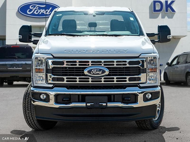 2025 Ford F-250 Super Duty XLT in Cars & Trucks in Edmonton - Image 2