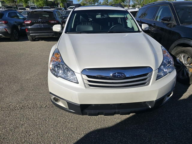 2012 Subaru Outback LIMITED - DEAL PENDING in Cars & Trucks in Calgary - Image 2