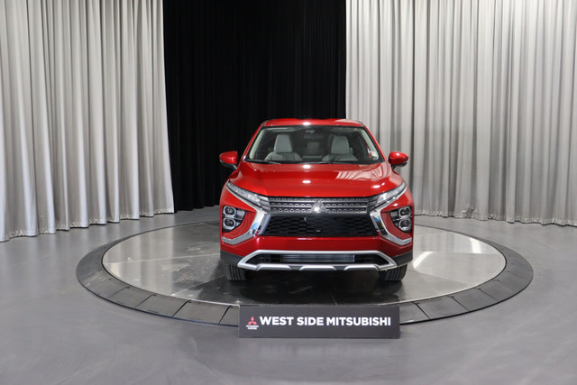 2025 Mitsubishi Eclipse Cross SE GREY INTERIOR in Cars & Trucks in Edmonton - Image 2