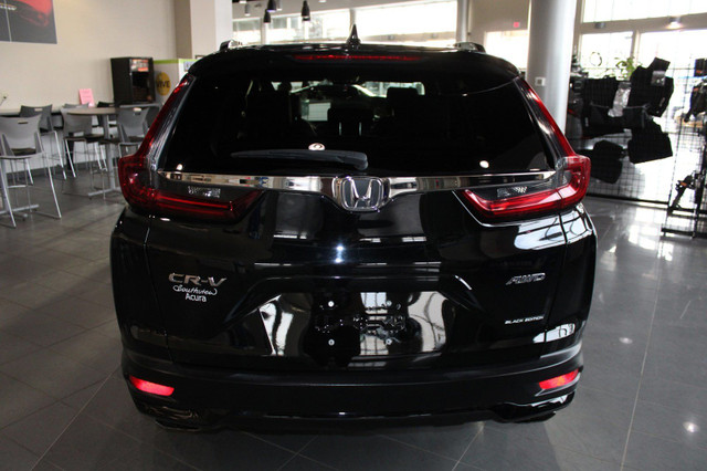 2020 Honda CR-V Touring in Cars & Trucks in Edmonton - Image 4