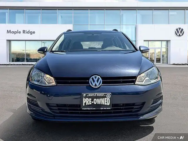 2017 Volkswagen Golf SportWagen Trendline | Connectivity dans Autos et camions dans Tricities/Pitt/Maple - Image 9