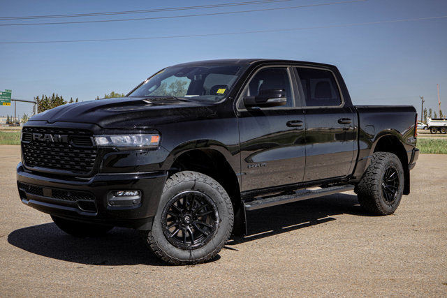 2025 Ram 1500 LIFTED LEATHER LOADED SPORT CREWCAB 4X4 SUNROOF in Cars & Trucks in Strathcona County