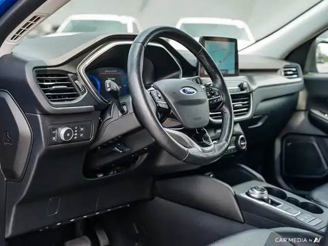 2021 Ford Escape Titanium Hybrid | Adaptive Cruise Control in Cars & Trucks in Windsor Region - Image 14