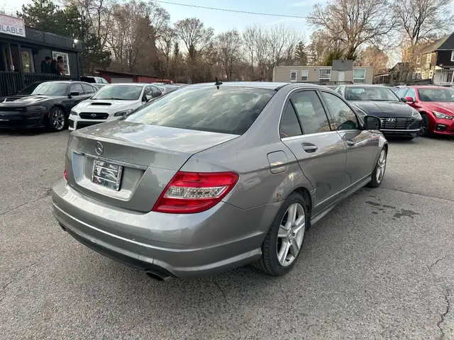 2009 Mercedes-Benz C-Class C300 | 4Matic in Cars & Trucks in City of Toronto - Image 7
