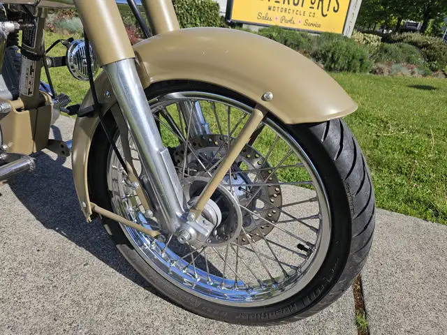 2012 Royal Enfield Classic 500 Desert Storm in Street, Cruisers & Choppers in Chilliwack - Image 4