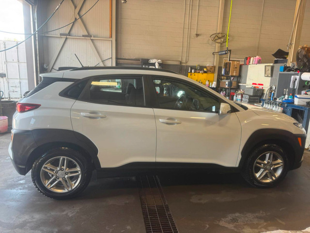 2021 Hyundai Kona Essential in Cars & Trucks in Ottawa - Image 2