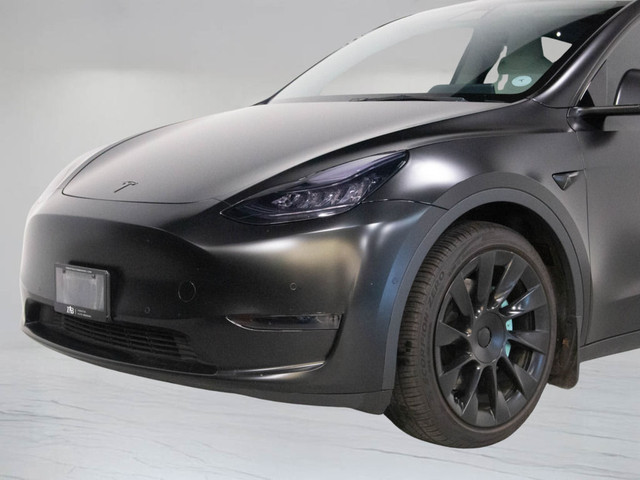 2021 Tesla Model Y LONG RANGE | AWD | AUTOPILOT | 360 VIEW | in Cars & Trucks in Mississauga / Peel Region - Image 4