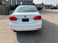 2014 Volkswagen Jetta Trendline, Automatique, 4Cyl 2.0L, 211000Km, Groupe Electrique Complet, Climat... (image 5)