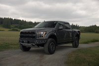 Equipped with a 450 hp twin-turbo V6, 10-speed auto, FOX Live Valve shocks, and Trail Control. Deale... (image 4)