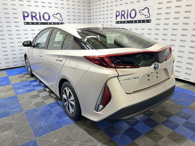 2019 Toyota Prius Prime in Cars & Trucks in Ottawa - Image 3