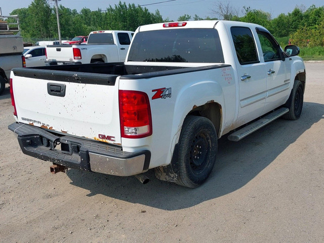 2012 GMC Sierra 1500 SLE in Cars & Trucks in Gatineau - Image 3