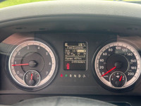 This RAM 1500 TRADESMAN, with a V6 Cylinder Engine engine, features a TRANSMISSION: 8-SPEED TORQUEFL... (image 5)