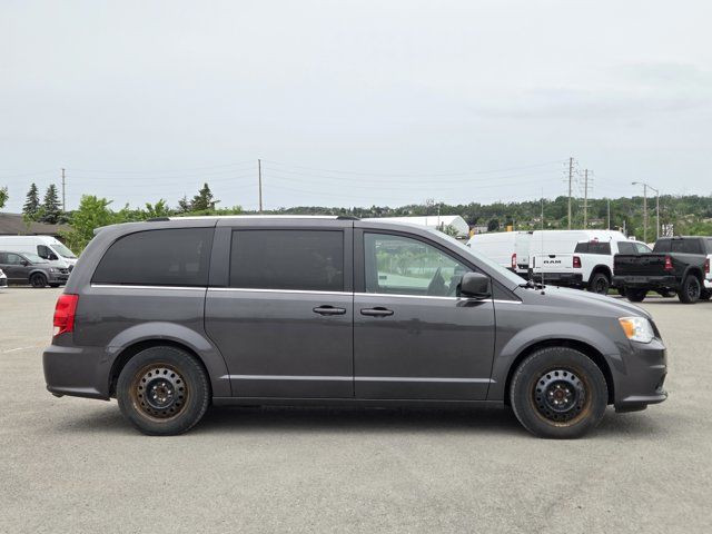 2020 Dodge Grand Caravan Premium Plus in Cars & Trucks in Barrie - Image 4